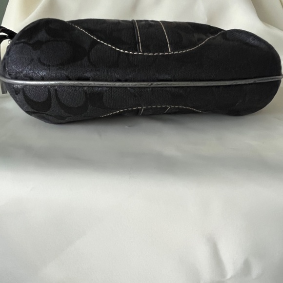 Vintage Y2K Small Coach Black Jacquard Signature Lurex Hobo Bag Python Strap - Picture 10 of 13